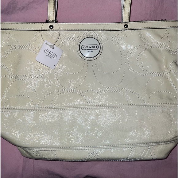 Coach purse - Picture 5 of 5